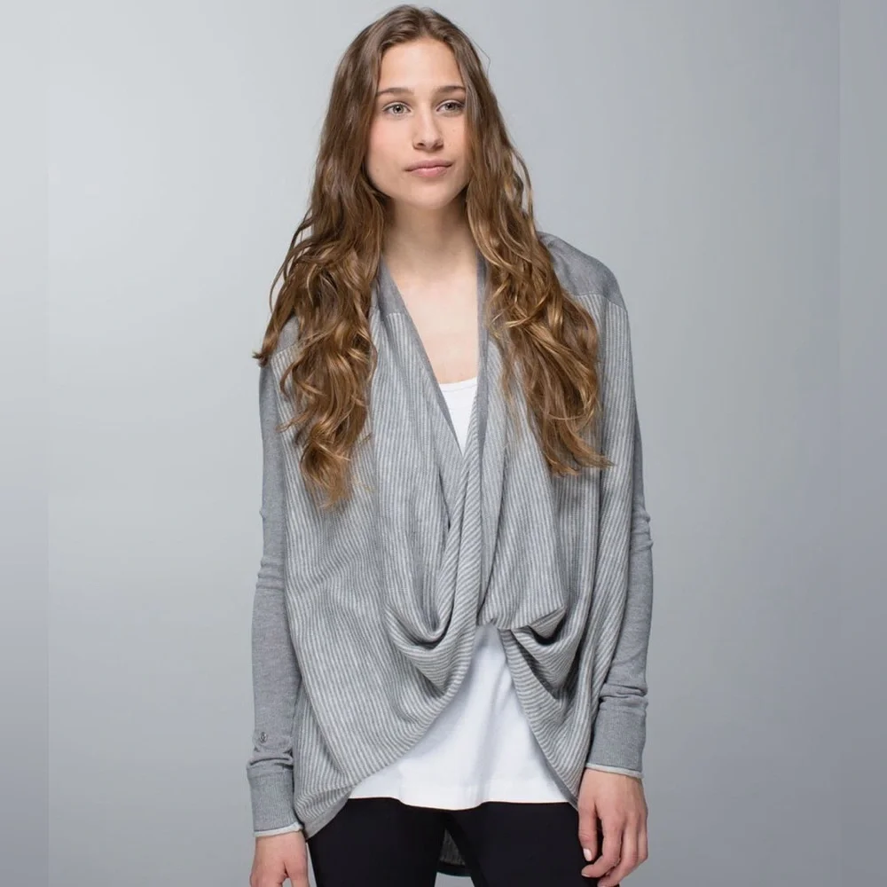Lululemon Cozy Soft Warm Iconic Wrap Twist Front Sweater in Navy Blue